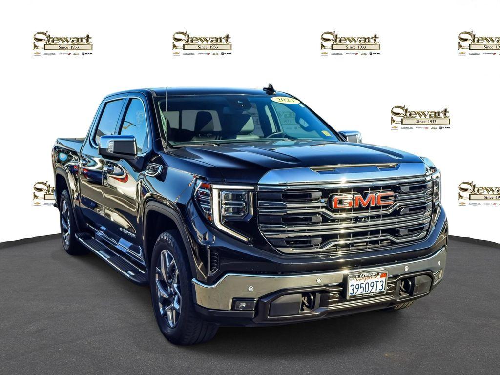 used 2023 GMC Sierra 1500 car, priced at $38,000