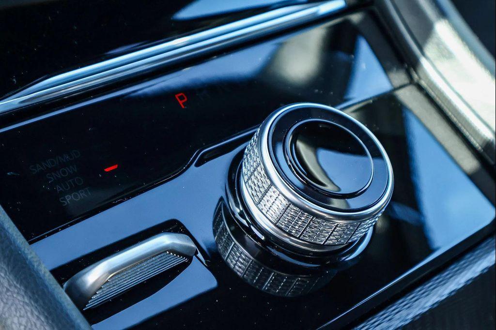 new 2026 Jeep Grand Cherokee car, priced at $48,525