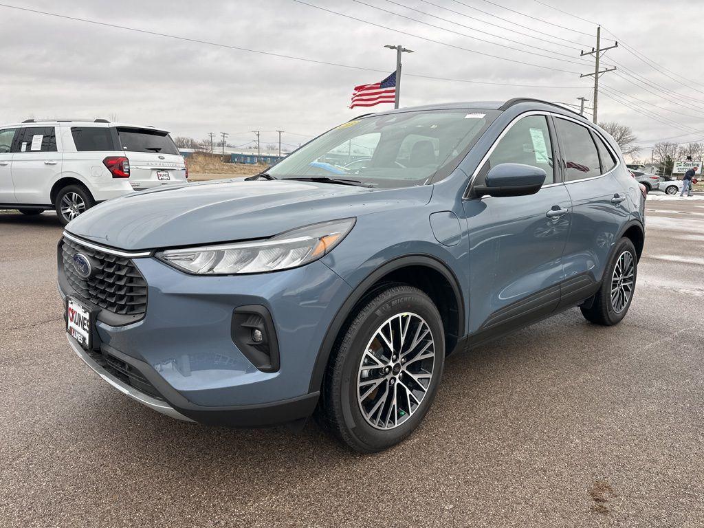 new 2026 Ford Escape PHEV car, priced at $30,794