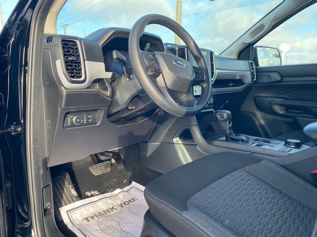 new 2025 Ford Ranger car, priced at $34,894