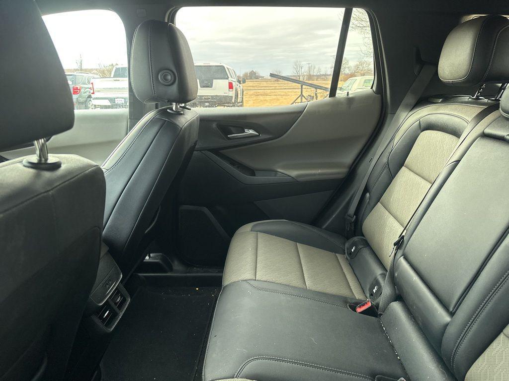 used 2025 Chevrolet Equinox car, priced at $25,924