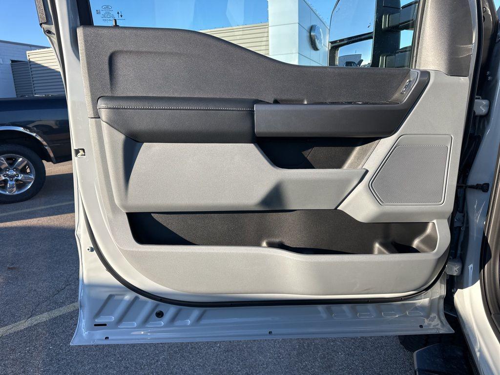 new 2026 Ford F-250 car, priced at $64,894