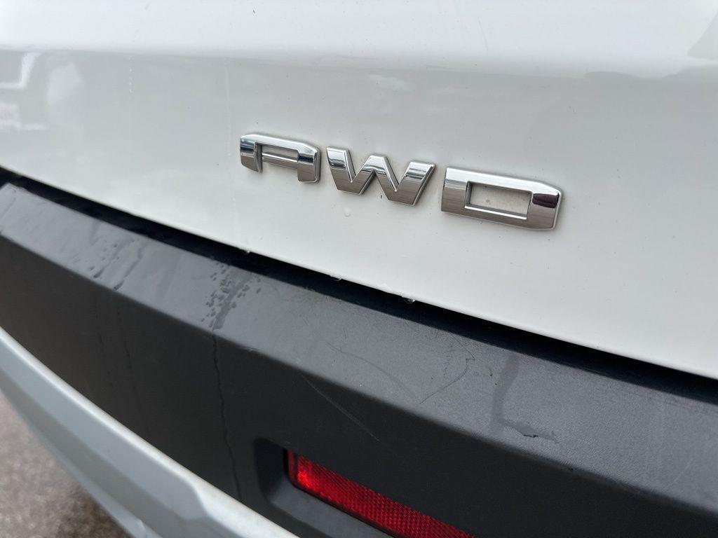 used 2023 GMC Acadia car, priced at $22,899