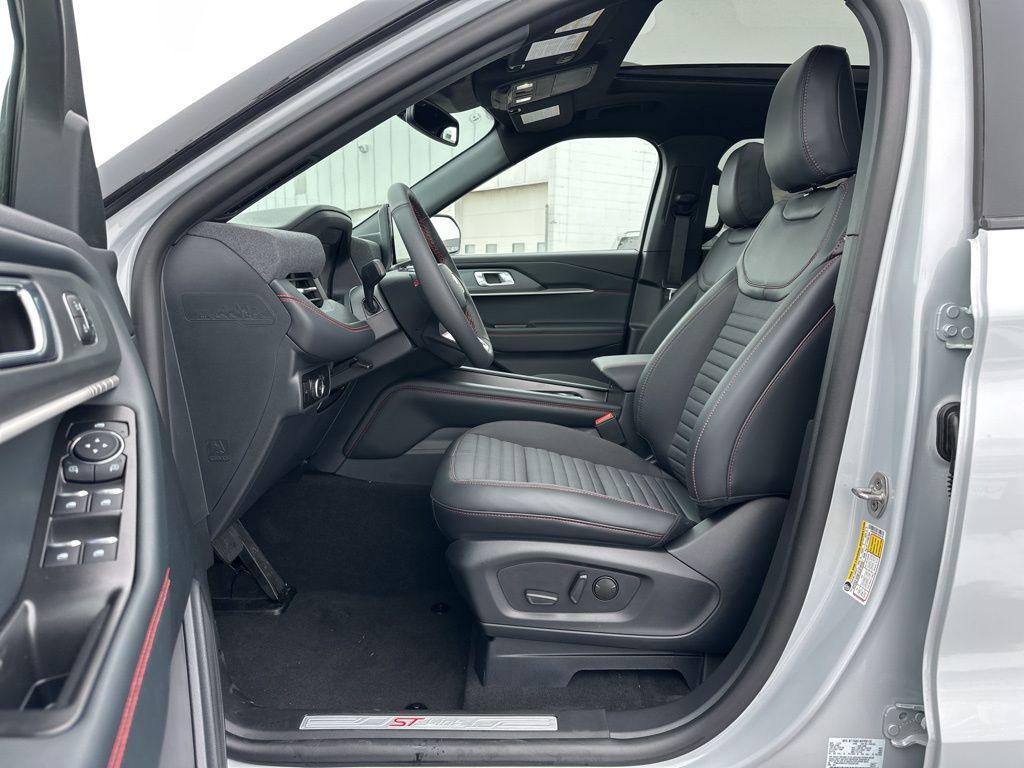 new 2026 Ford Explorer car, priced at $47,394