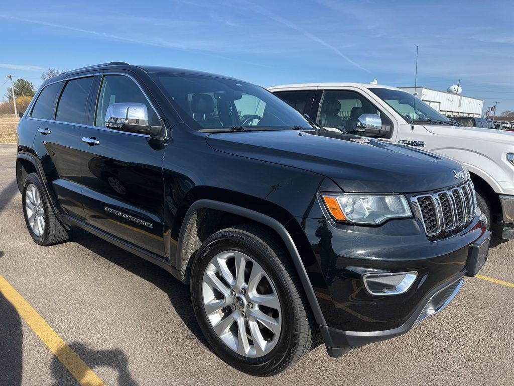 used 2017 Jeep Grand Cherokee car, priced at $14,878