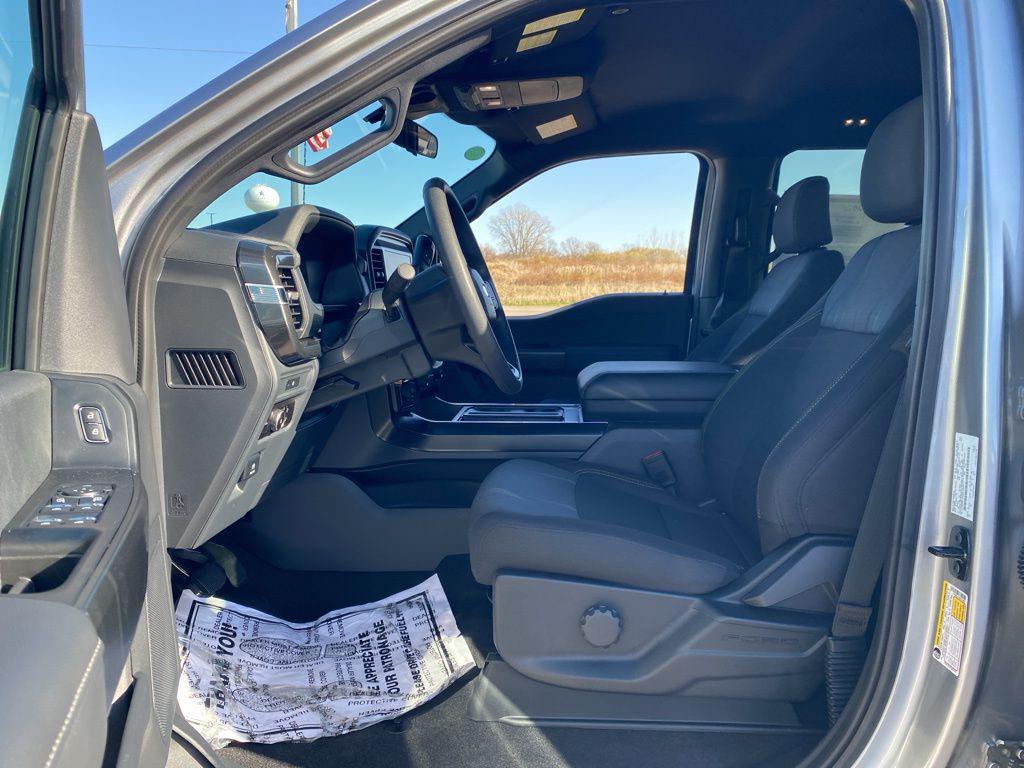 new 2025 Ford F-150 car, priced at $44,694