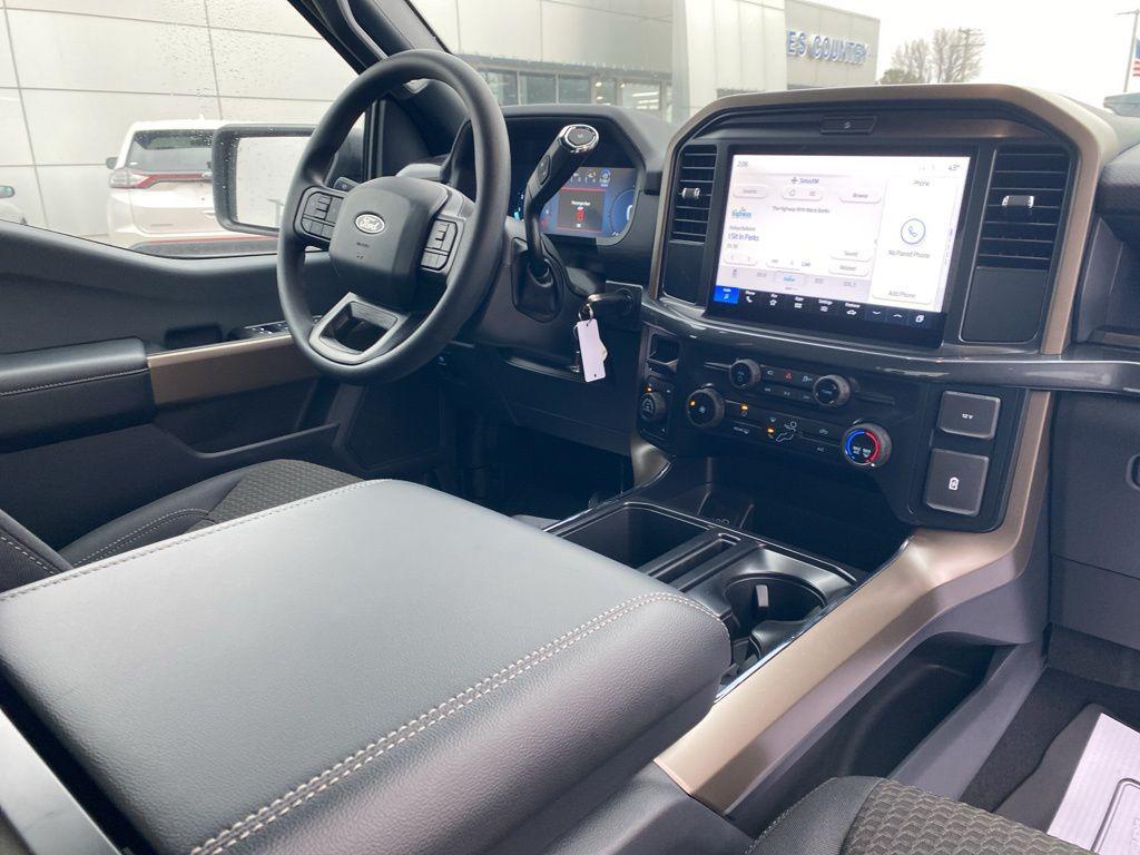 new 2025 Ford F-150 car, priced at $46,694