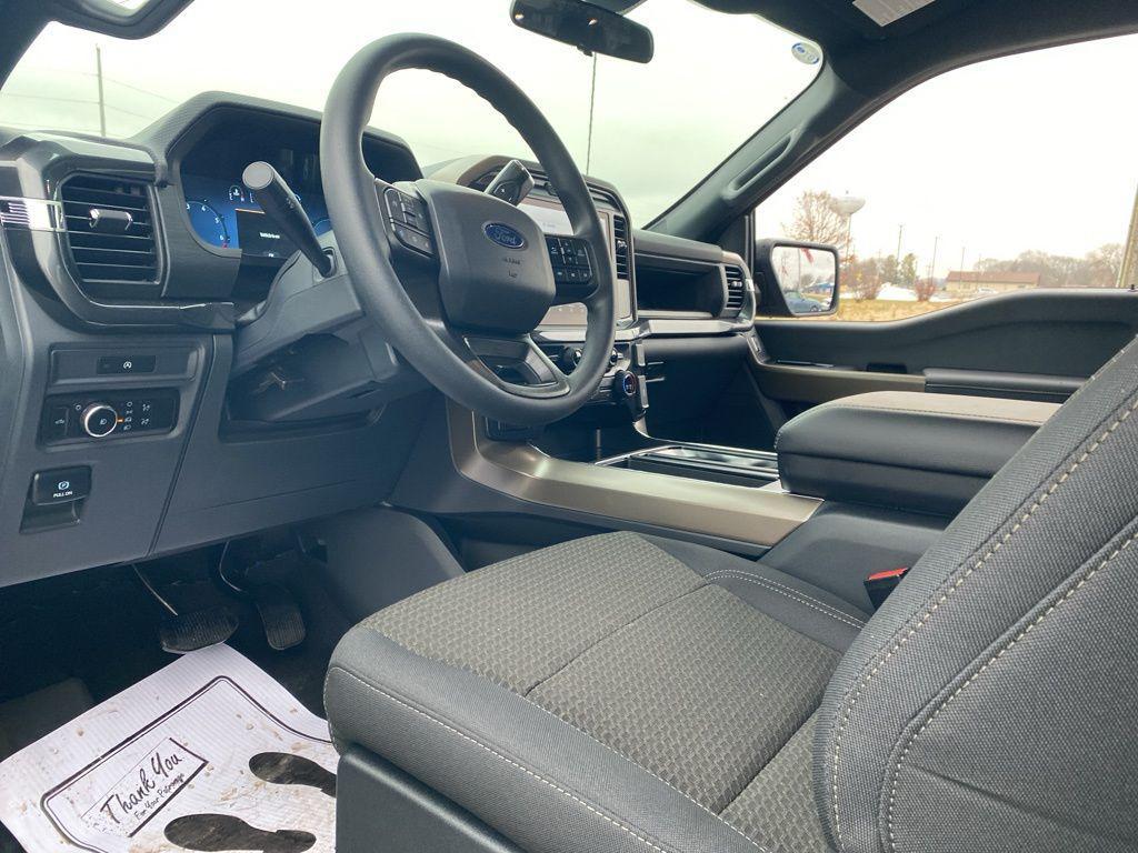 new 2025 Ford F-150 car, priced at $46,694