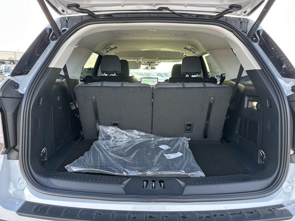 new 2026 Ford Explorer car, priced at $43,894