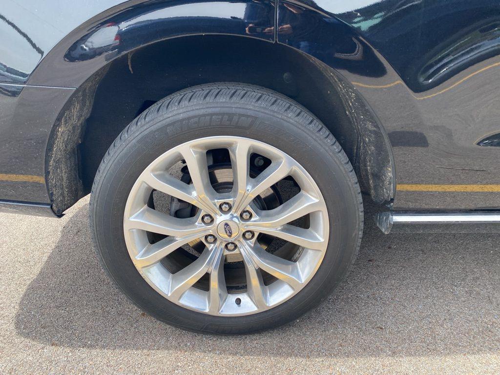 used 2018 Ford Expedition car, priced at $22,994