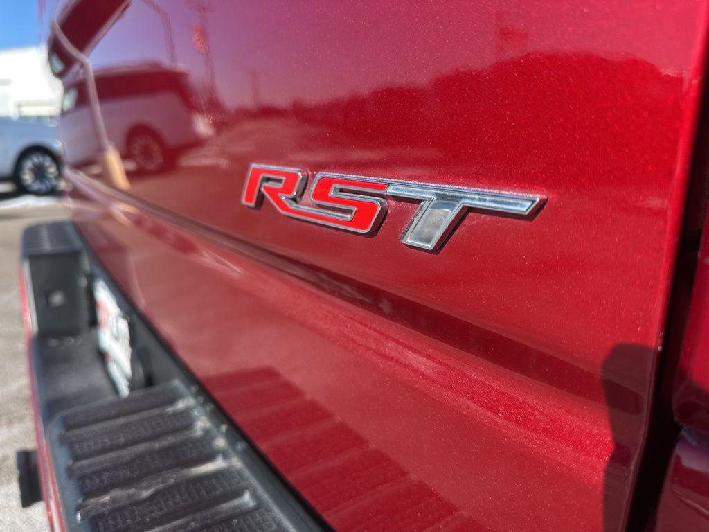 used 2021 Chevrolet Silverado 1500 car, priced at $32,236