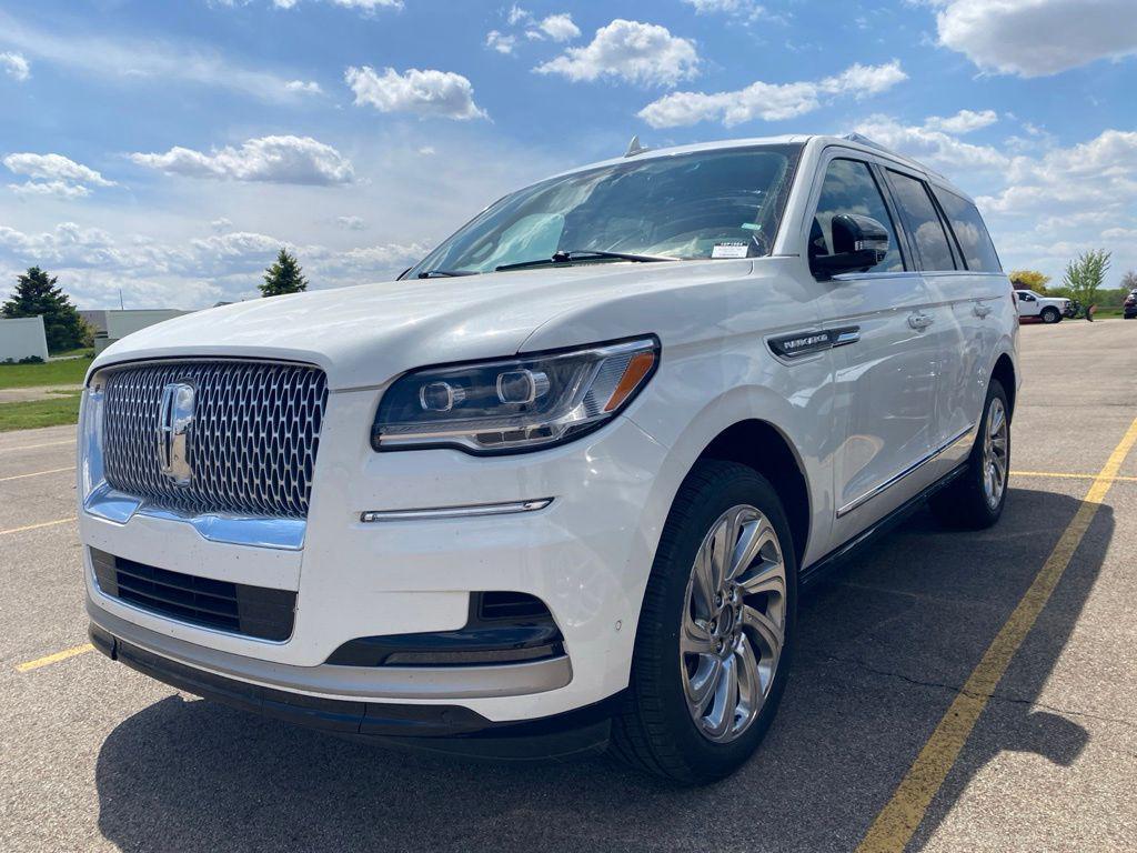 used 2024 Lincoln Navigator car, priced at $54,706