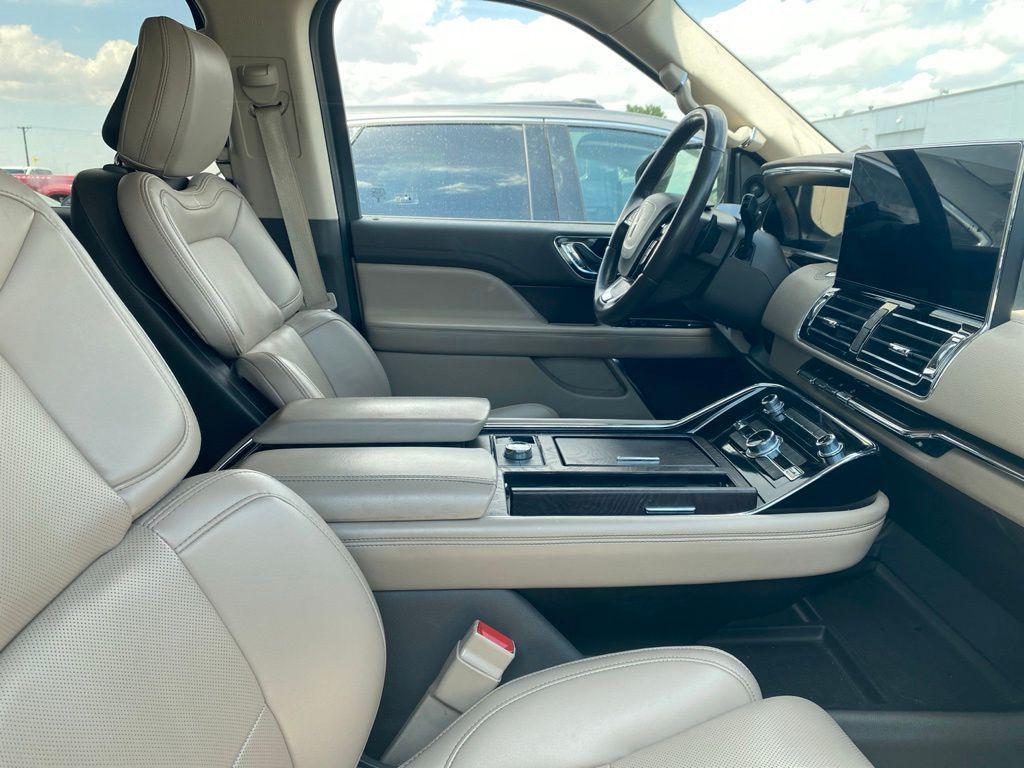 used 2024 Lincoln Navigator car, priced at $54,706