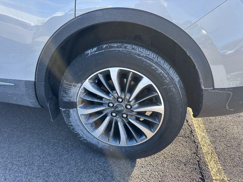 used 2021 Lincoln Nautilus car, priced at $23,825