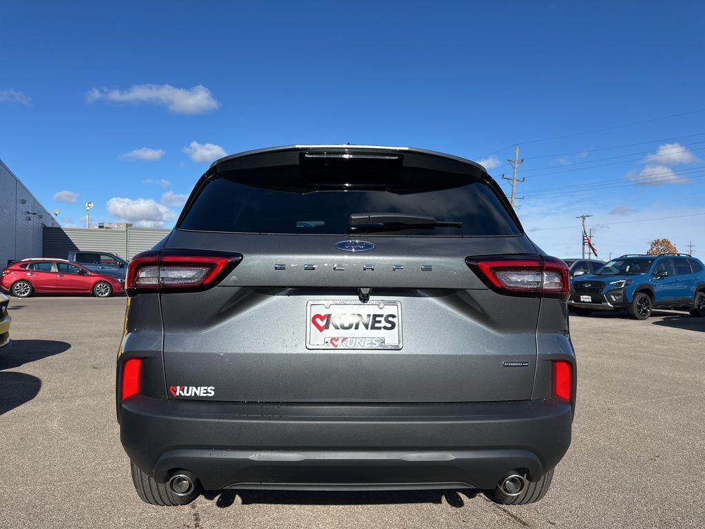 new 2026 Ford Escape car, priced at $29,694
