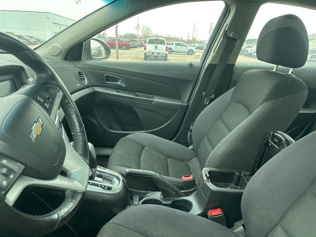 used 2014 Chevrolet Cruze car, priced at $8,318