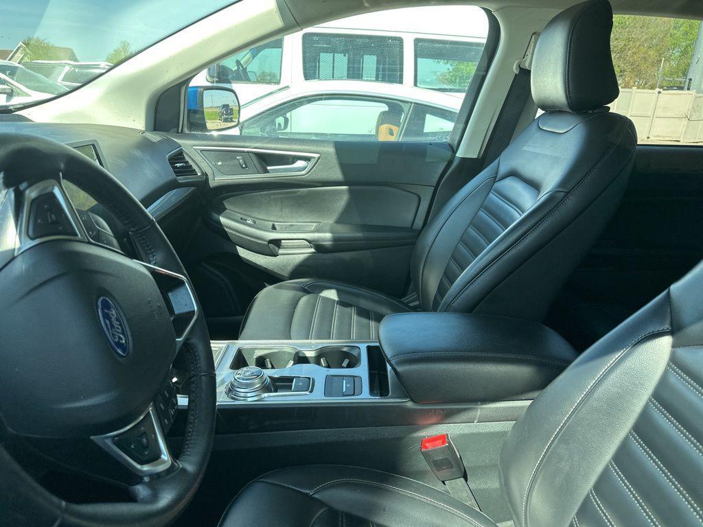 used 2024 Ford Edge car, priced at $21,894