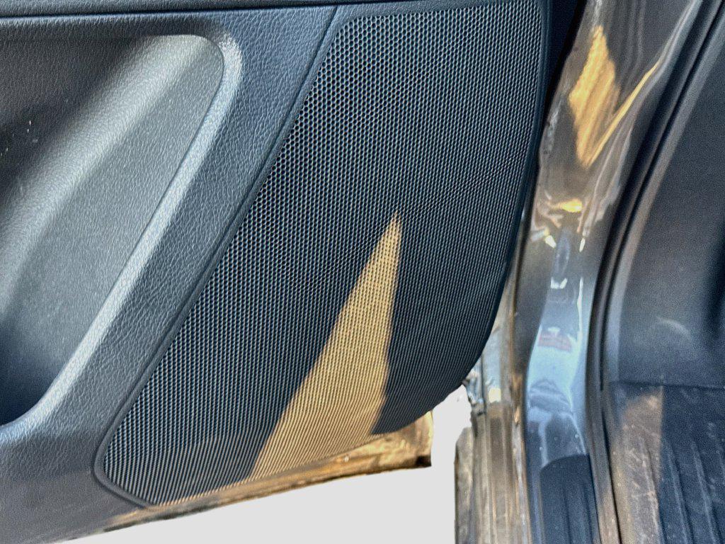 used 2025 Nissan Pathfinder car, priced at $34,098
