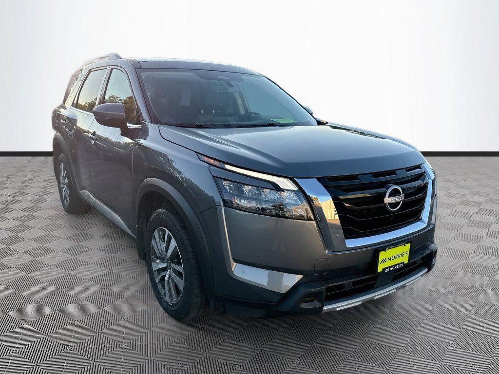 used 2025 Nissan Pathfinder car, priced at $34,098