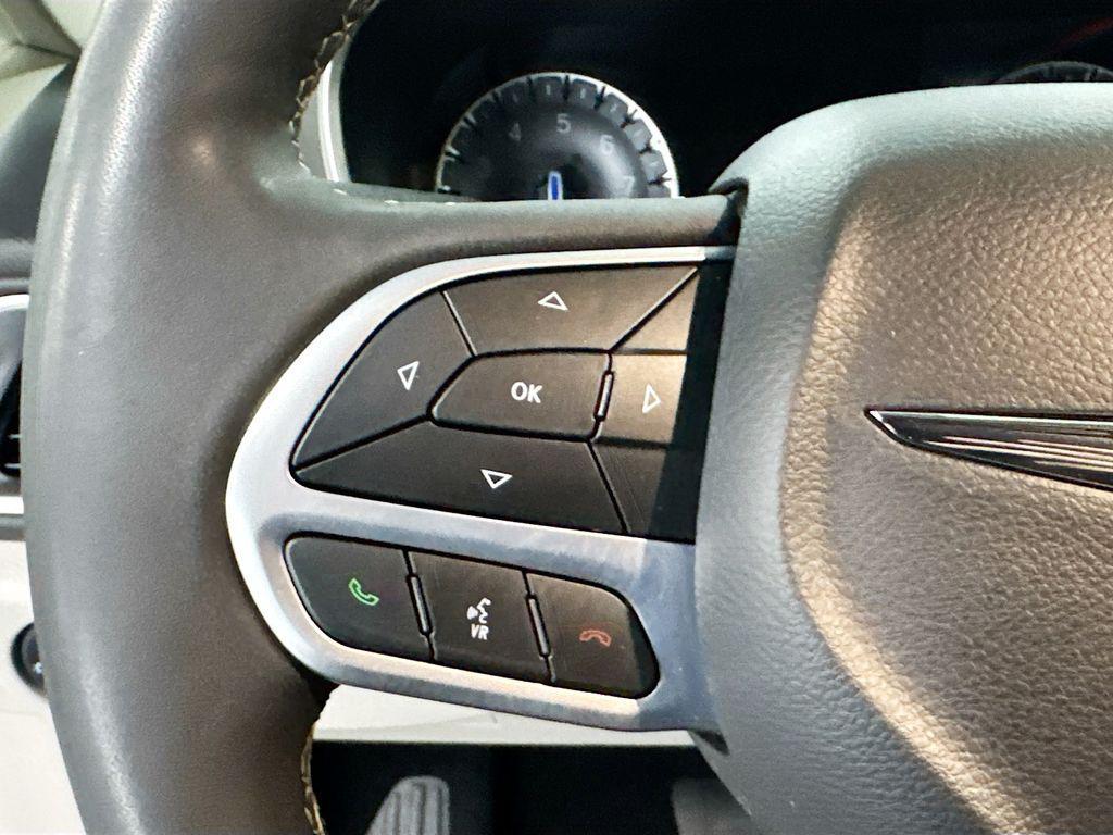 used 2024 Chrysler Pacifica car, priced at $26,799