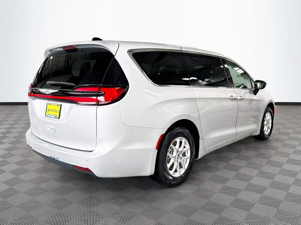 used 2024 Chrysler Pacifica car, priced at $26,799