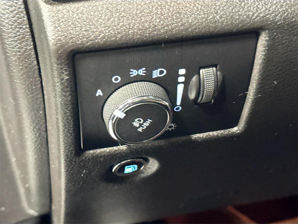 used 2019 Jeep Grand Cherokee car, priced at $17,889