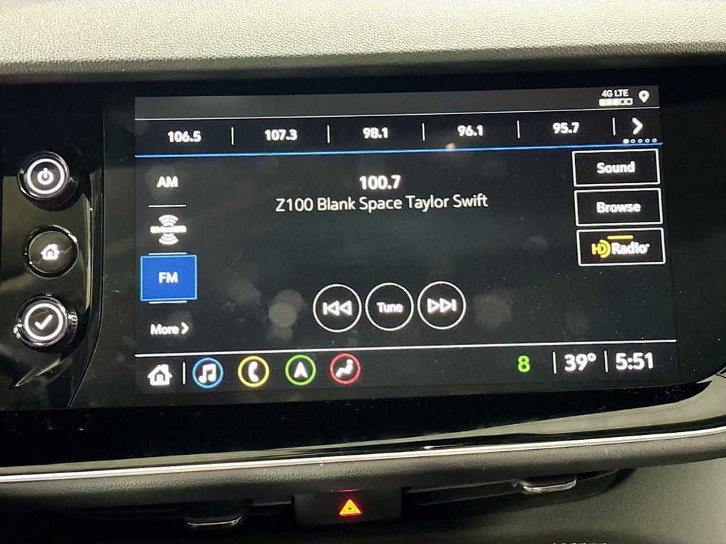 used 2022 Buick Envision car, priced at $24,999