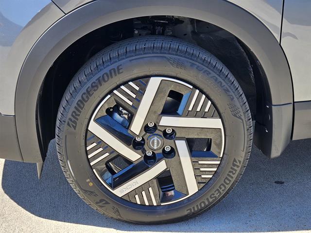 new 2026 Nissan Kicks car, priced at $24,698