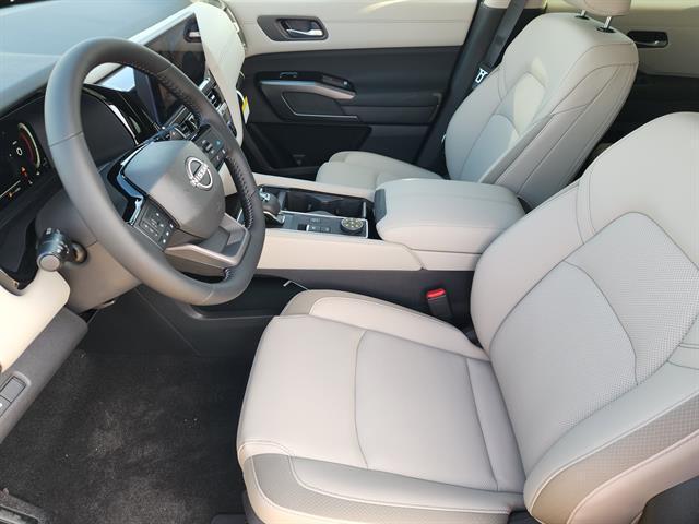 new 2026 Nissan Pathfinder car, priced at $40,381