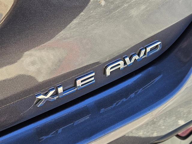 used 2024 Toyota Highlander car, priced at $37,701