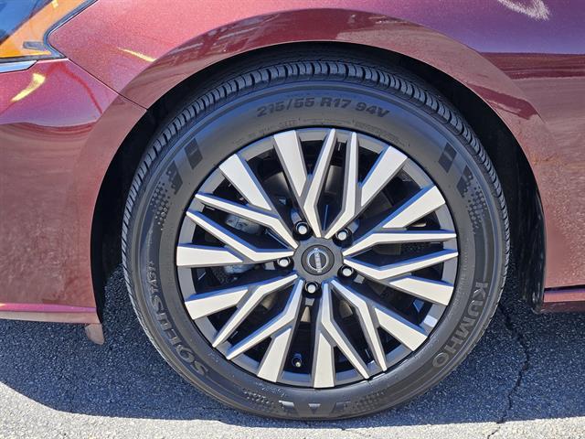 used 2025 Nissan Altima car, priced at $20,712