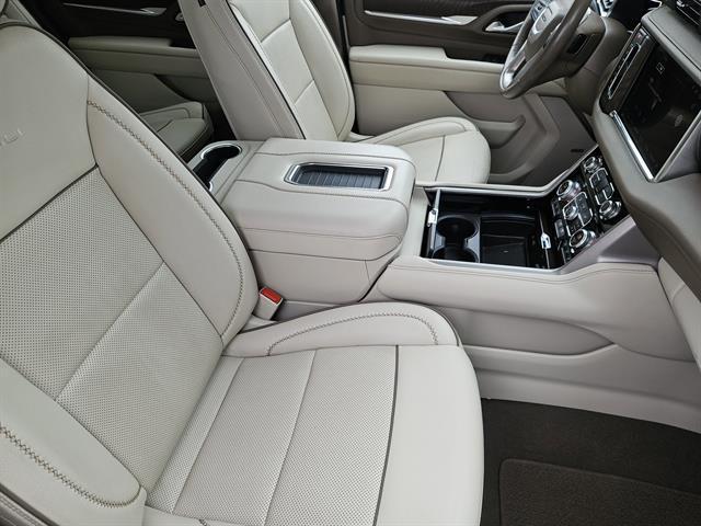 used 2022 GMC Yukon car, priced at $50,401