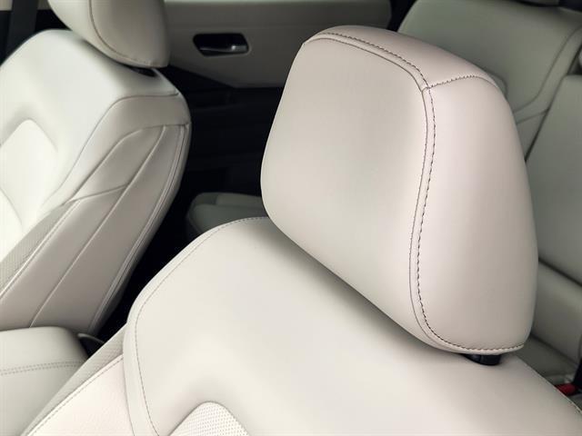 new 2026 Nissan Pathfinder car, priced at $41,984