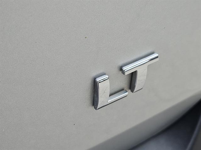 used 2020 Chevrolet Traverse car, priced at $14,447