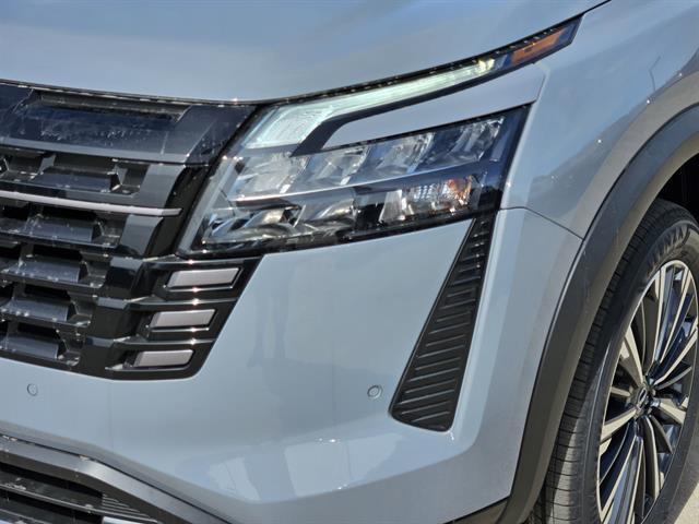 new 2026 Nissan Pathfinder car, priced at $45,771