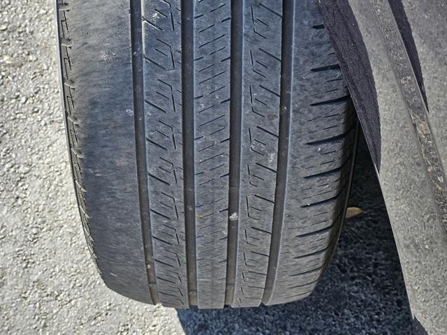 used 2024 Kia Carnival car, priced at $30,855