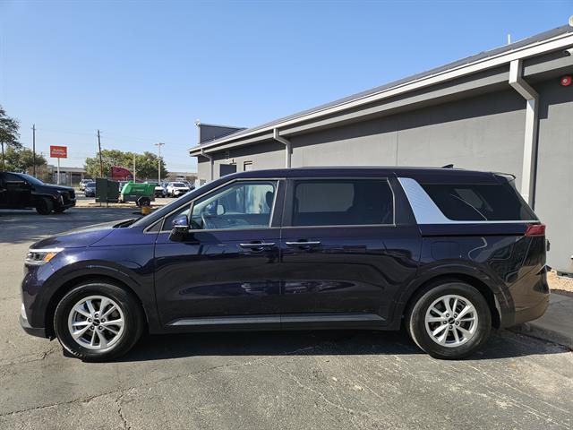 used 2024 Kia Carnival car, priced at $30,855