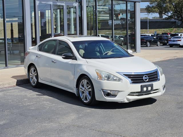 used 2015 Nissan Altima car, priced at $5,977