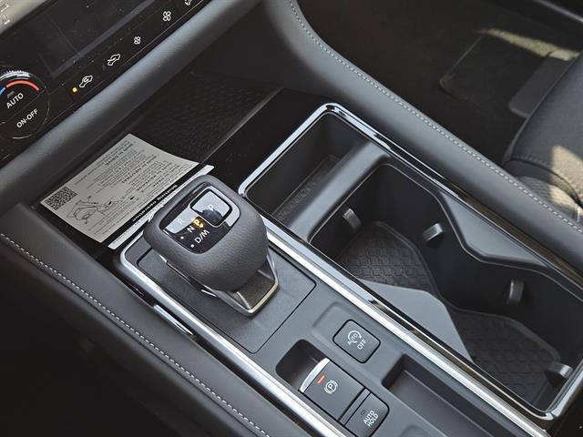 new 2026 Nissan Pathfinder car, priced at $38,270