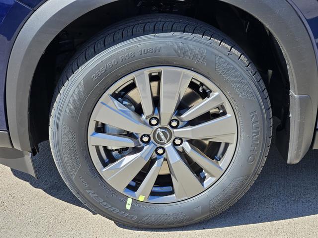 new 2026 Nissan Pathfinder car, priced at $38,270