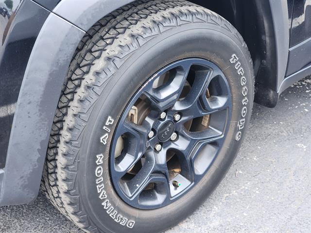 used 2022 Jeep Cherokee car, priced at $19,742