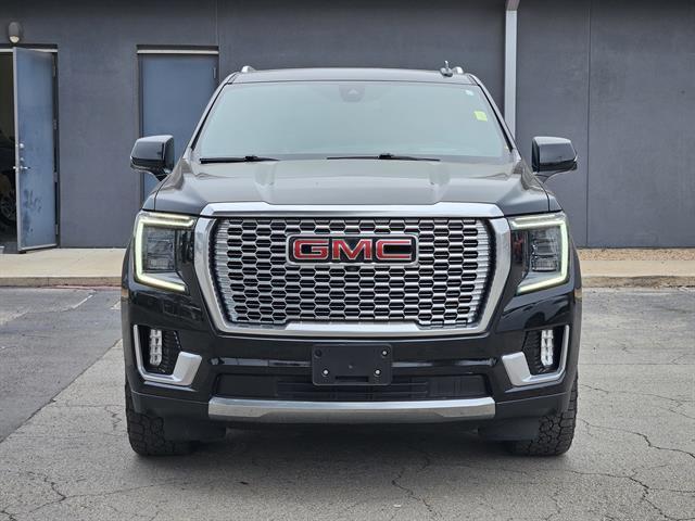 used 2021 GMC Yukon XL car, priced at $43,925