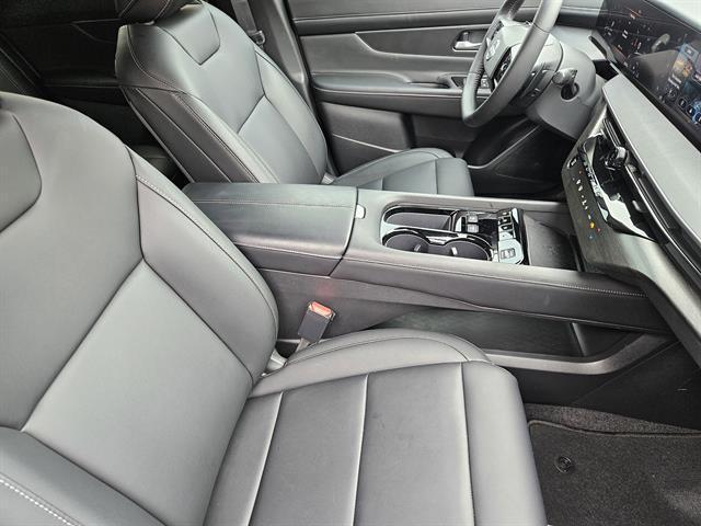 used 2025 Nissan Murano car, priced at $32,628