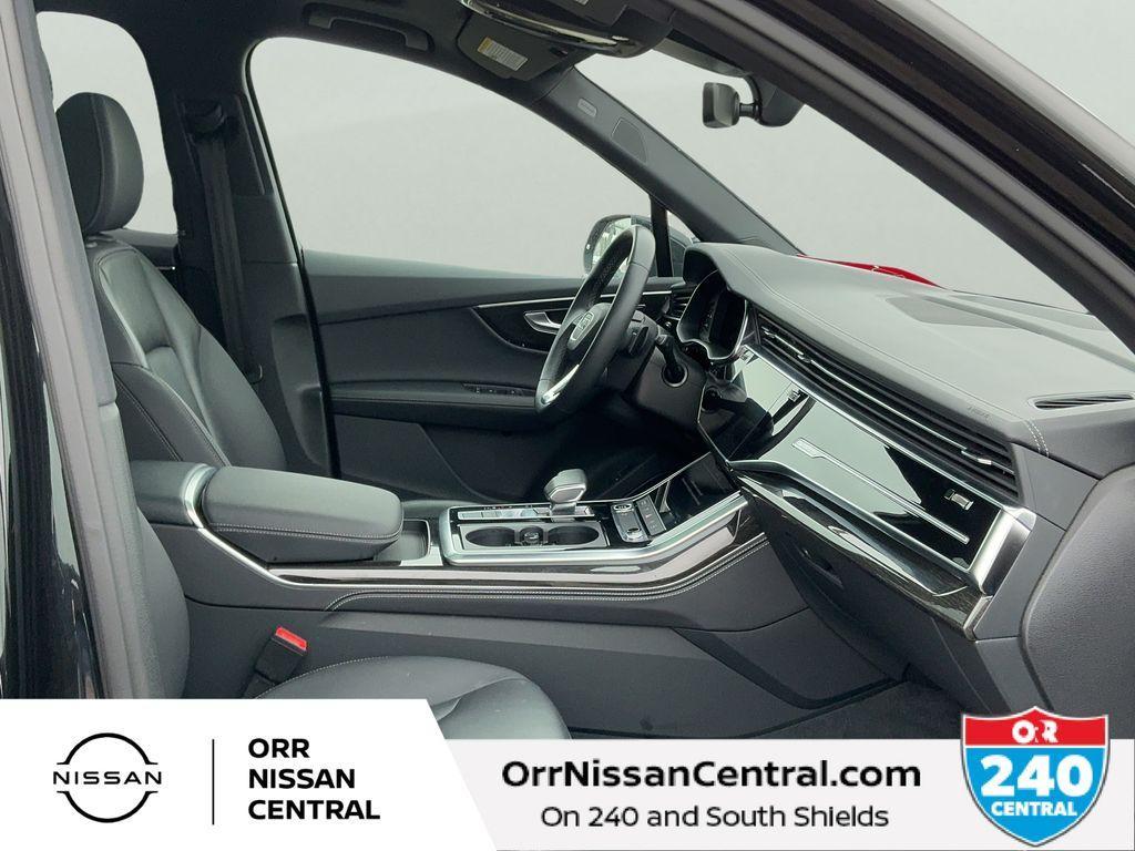 used 2025 Audi Q7 car, priced at $45,997