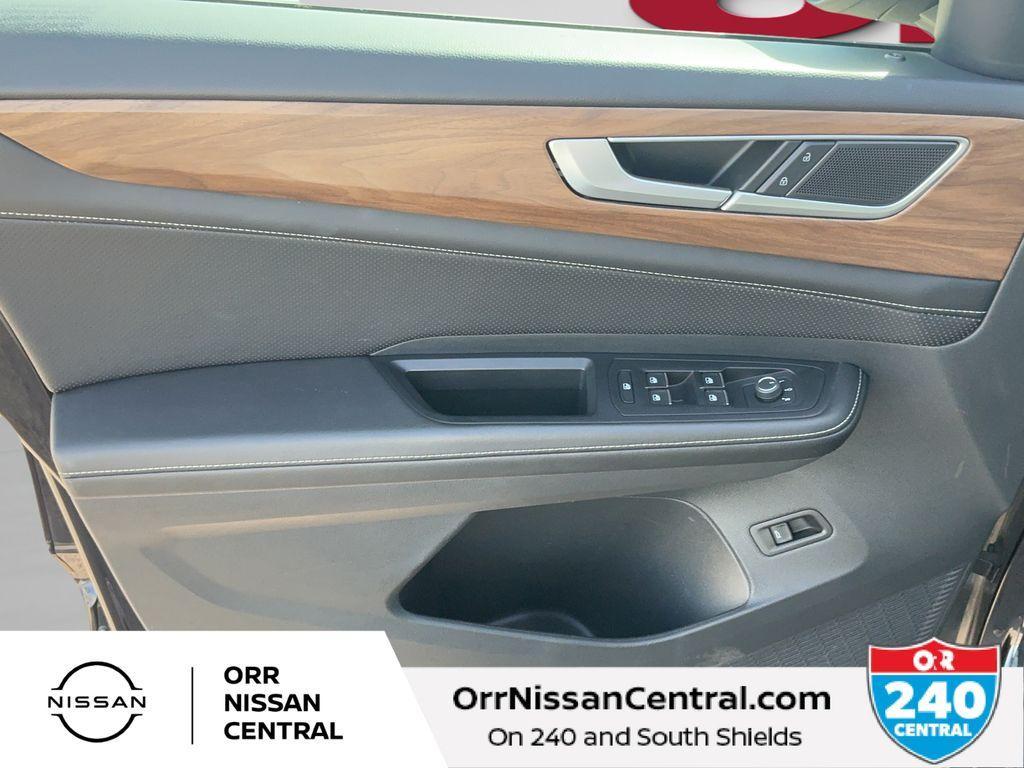 used 2025 Volkswagen Atlas car, priced at $31,599