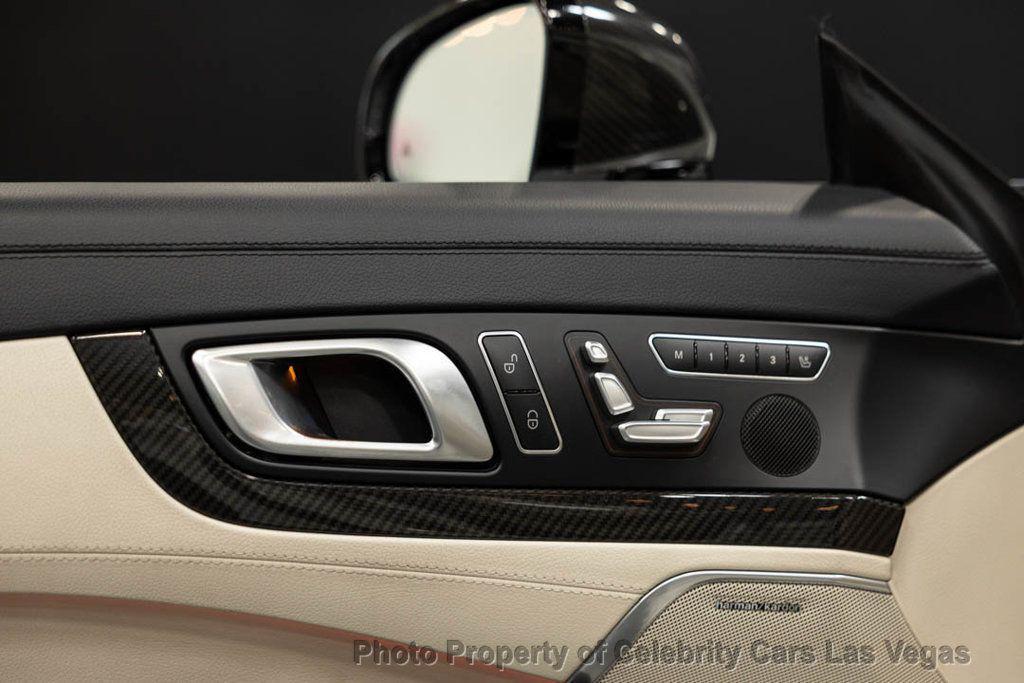 Mercedes-Benz SL view 43