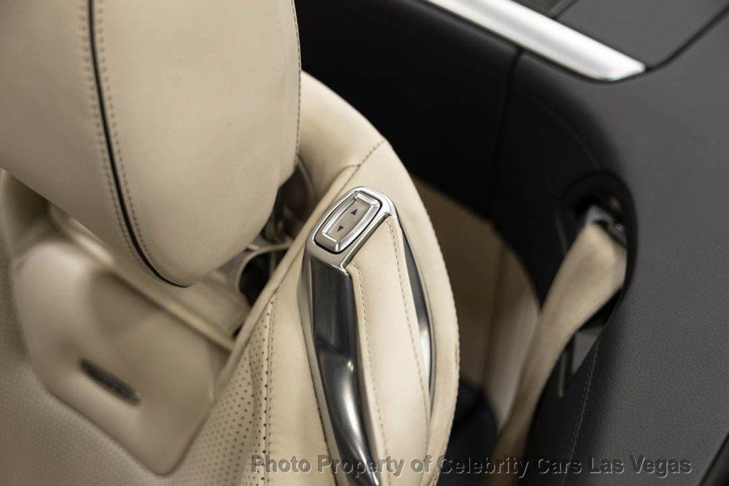 Mercedes-Benz SL view 40