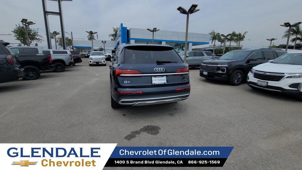 used 2024 Audi Q7 car, priced at $29,988