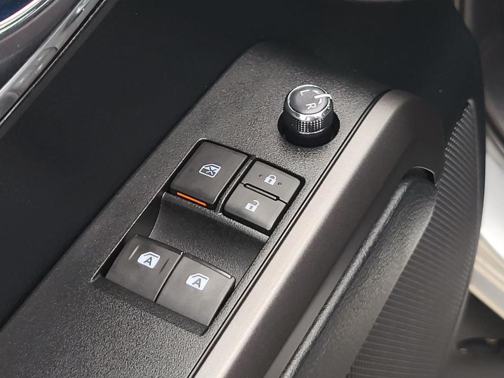 used 2016 Toyota Tacoma car, priced at $31,516