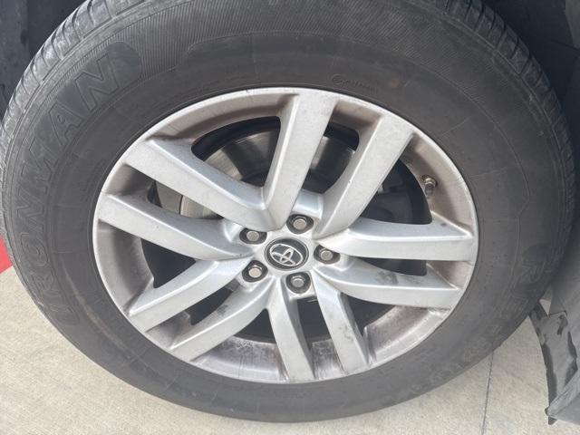 used 2016 Toyota Highlander car, priced at $12,991